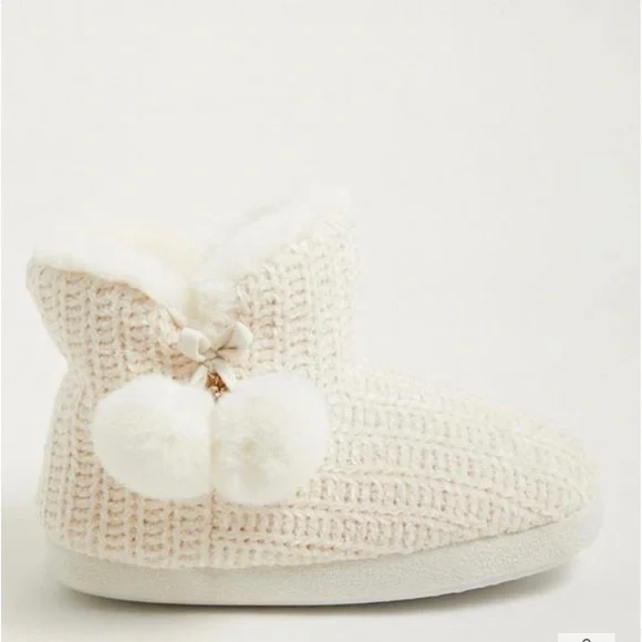 Cozy Slip-On Bootie (WW) - Picture 4 of 6